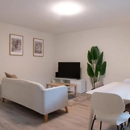Апартаменты Leaf In Oerlikon Цюрих